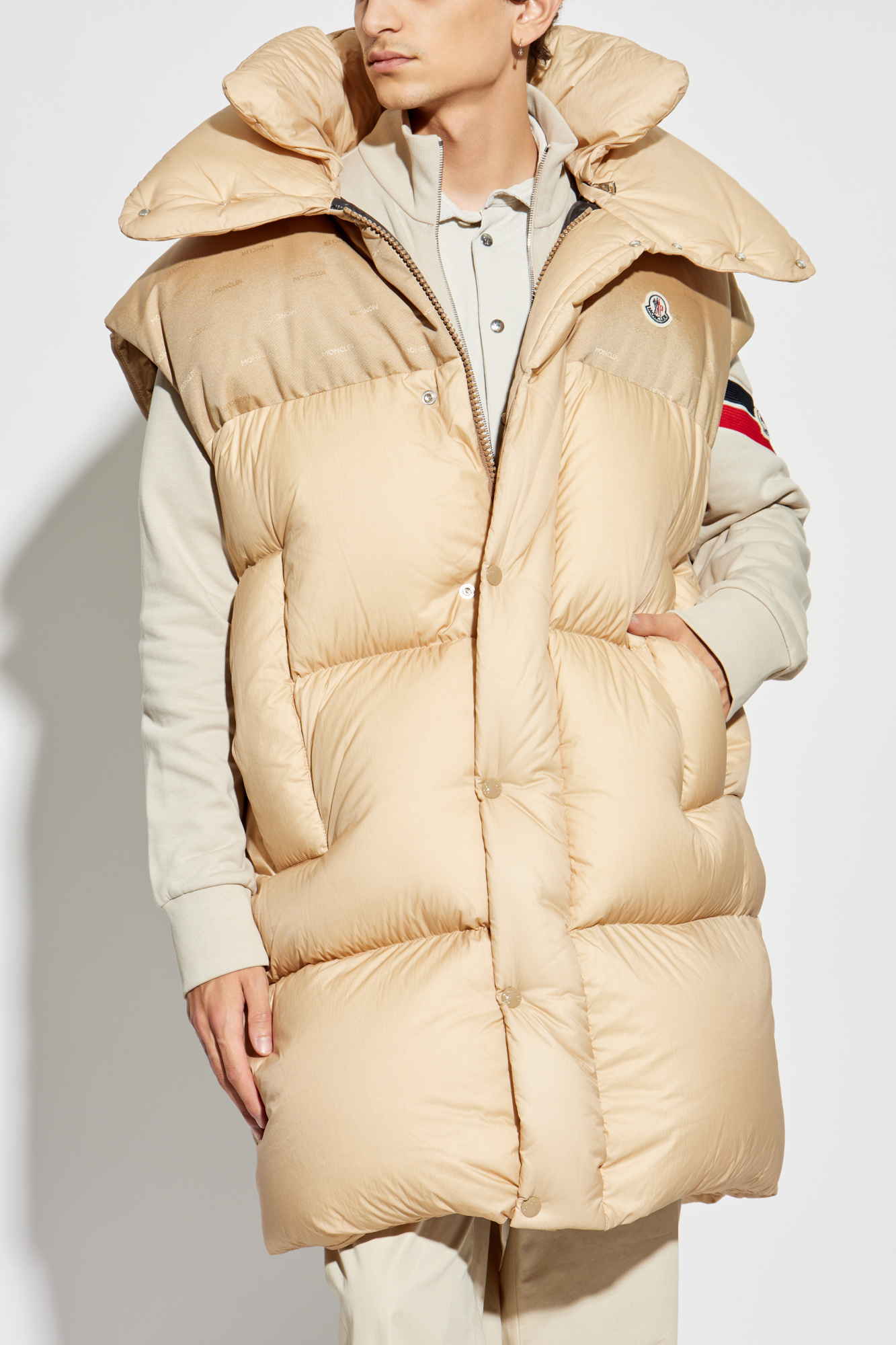 Beige Down jacket Verone 2 Moncler Vitkac Italy